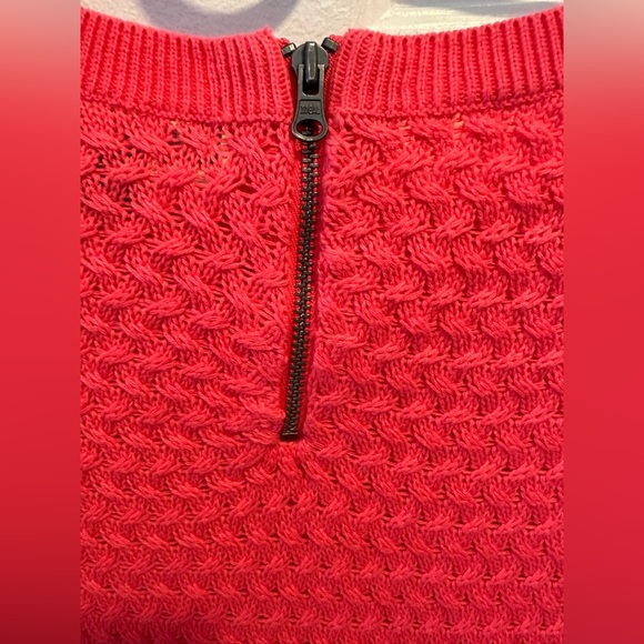 American Eagle Neon Pink Sweater Knit Wide Neck Back Zipper Pullover - Picture 3 of 7